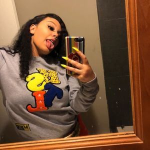 Meet your Posher, Gigi